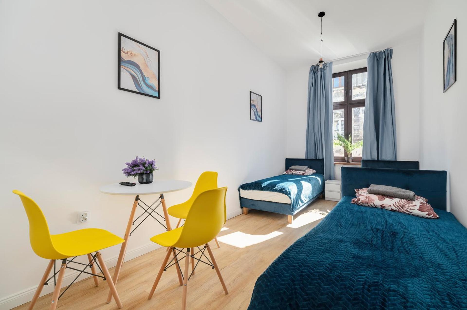 Hotel apartamentowy Centrum3 7 Prochnika 21